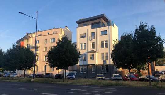 Bild von Top! Saniertes Mehrfamilienhaus in direkter Hafennähe