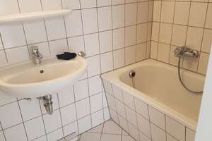 Solides MFH in Düsseldorf Friedrichstadt – 40215 Friedrichstadt, Düsseldorf – Vorschaubild 27