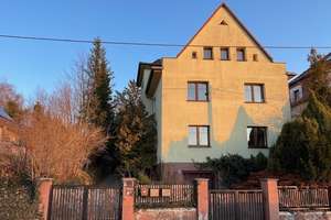 Ein Haus voller Möglichkeiten  – Die vollständige Adresse der Immobilie erhältst du vom Anbieter., 8451 Crimmitschau – Vorschaubild 1