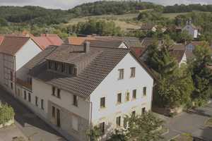 Liebevoll gepflegte Hofstelle mit großem Wohnhaus sucht neue Eigentümer – Staigerbacher Straße 8, 74673 Hohenlohekreis – Vorschaubild 3