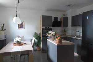 3,5-Zimmer Wohnung mit Balkon im 2. OG in Köln-Junkersdorf