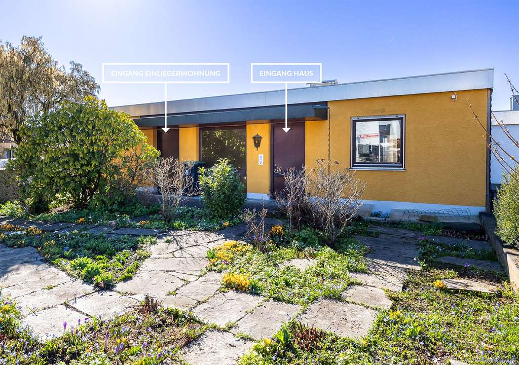 Immobilie in Freising - Weitläufiges EFH im Bauhausstil mit Einliegerwohnung, Einzelgarage & traumhaftem Garten in Freising. - Bild 2