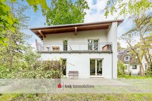 Energieeffizientes A+ Ein- bis Zweifamilienhaus nahe dem Wannsee – Die vollständige Adresse der Immobilie erhältst du vom Anbieter., 14089 Kladow, Berlin – Vorschaubild 1