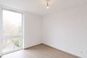 Vermietete, moderne 4-Zimmer-Wohnung mit Süd-Balkon in Aachen! – Vaalser Straße 81a, 52074 Westpark, Aachen – Vorschaubild 6