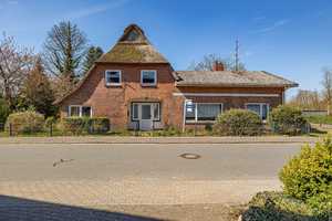 Wohnen unter Reet in ruhiger Dorflage
5 Zimmer Haus zur individuellen Gestaltung – Steinburg (Kreis) – Vorschaubild 22