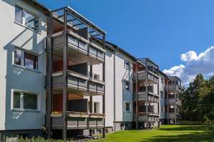 Top modernisierte 2-Zimmer-Wohnung mit Loggia in ruhiger Lage von Fallersleben