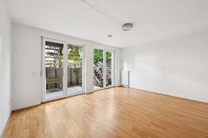 Attraktive Architektur in bester Lage: Modernes Reihenmittelhaus mit Dachterrasse, Atrium und Garage – Die vollständige Adresse der Immobilie erhältst du vom Anbieter., 68723 Schwetzingen – Vorschaubild 3