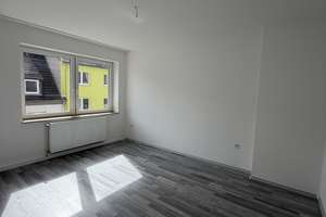 Remscheid Fachschulstr 15// 2 Zimmer,KDB – Fachschulstr 15, 42853 Scheid, Remscheid – Vorschaubild 2