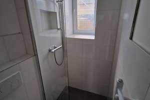 Erstbezug nach Sanierung in Grombühl! 1-Zimmer Apartment inkl. Einbauküche ab 15.09.2025 verfügbar!  – Grombühlstraße 55, 97080 Grombühl, Würzburg – Vorschaubild 2