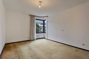 Einfamilienhaus in Split-Level-Bauweise als Raumwunder mit grüner Oase – Düsseldorf – Vorschaubild 21
