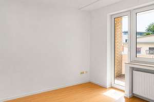 Solide 3- Zimmerwohnung in beliebter Lage von Oldenburg. Obj. 9785 – Die vollständige Adresse der Immobilie erhältst du vom Anbieter., 26121 Bürgerfelde, Oldenburg (Oldenburg) – Vorschaubild 4