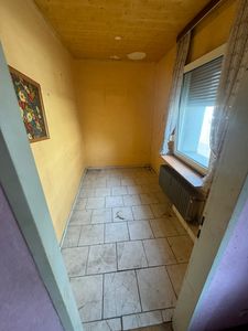 Zentral gelegenes Zuhause mit 4 Zimmern in Krefeld – Ihr neuer Wohntraum wartet!