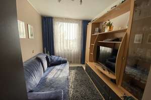 Schöner Wohnen …


4-Zimmer-Komfortwohnung mit Loggia und extra … – Die vollständige Adresse der Immobilie erhältst du vom Anbieter., 90766 Unterfarrnbach, Fürth – Vorschaubild 7