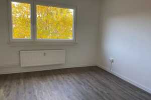 Helle 4-Zimmer-Wohnung mit Balkon – St.-Gotthard-Straße 17, 28325 Bremen – Vorschaubild 3