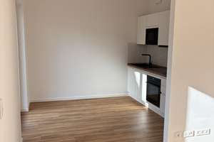 Neubau // Praktische 4-Zimmer-Wohnung mit EBK und Terrasse/Garten