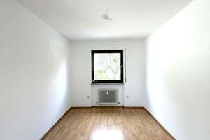 Geräumige 3,5-Zimmer-Wohnung mit hochwertiger Küche, Südbalkon & Stellplatz – Die vollständige Adresse der Immobilie erhältst du vom Anbieter., 70439 Stammheim-Süd, Stuttgart – Vorschaubild 15