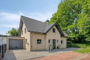 Elten - freistehendes Einfamilienhaus zum Einzug bereit ! – Die vollständige Adresse der Immobilie erhältst du vom Anbieter., 46446 Emmerich am Rhein – Vorschaubild 2