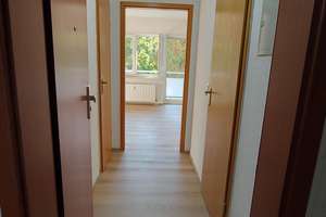 Vollmöblierte 1-Zimmer-Wohnung mit Balkon – Erstbezug nach umfassender Renovierung in Karlsruhe-Mühl – Lameystraße 27, 76185 Mühlburg, Karlsruhe – Vorschaubild 2