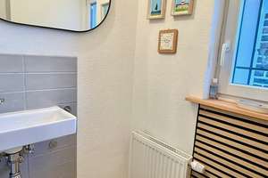 Charmantes Einfamilienhaus mit Keller, Dachterrasse u. Einbauküche in Augsburg-Haunstetten – Die vollständige Adresse der Immobilie erhältst du vom Anbieter., 86179 Haunstetten-Nord, Augsburg – Vorschaubild 9