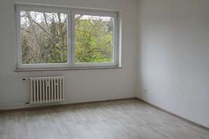 Modernisierte 3-Zimmer Wohnung mit Balkon in Sennestadt