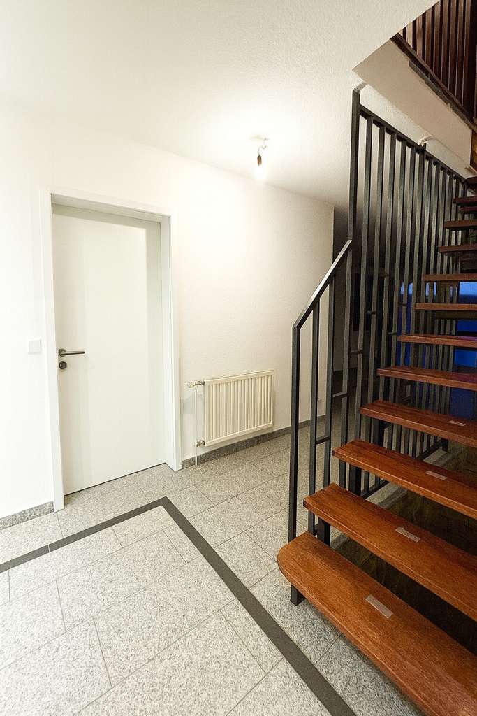 Immobilie in Schwelm - Großes Einfamilienhaus mit Garten in Schwelm - Bild 3