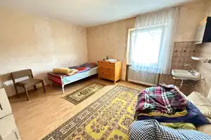 Unmittelbar am Nürburgring: Mehrfamilienwohnhaus mit Potential – Ahrweiler (Kreis) – Vorschaubild 49
