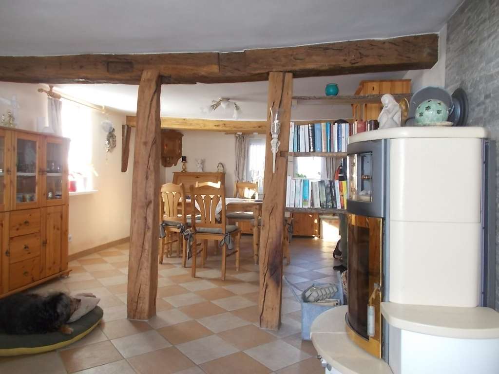 Immobilie in Grebenhain - Viel Wohnraum + Ideen für das Ladenlokal in Grebenhain Ilbeshausen-Hochwaldhausen - Bild 3