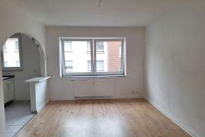 Sanierte 3,5 Zimmer-KDB Wohnung (ca. 70 qm) mit Einbauküche und Balkon / Holsterhausen – Bunsenstr. 77, 45145 Holsterhausen, Essen – Vorschaubild 7