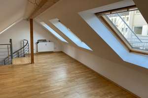schöne helle 3-Zimmer-Maisonette-Wohnung in der Düsseldorf Altstadt – Neustraße 33, 40213 Altstadt, Düsseldorf – Vorschaubild 3