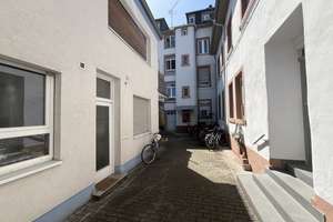 Frisch saniertes 1-Zimmer-Apartment mit großer Terrasse – Ruhige Oase in Innenstadtlage – Die vollständige Adresse der Immobilie erhältst du vom Anbieter., 76133 Innenstadt-West, Karlsruhe – Vorschaubild 8