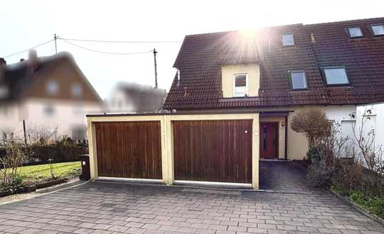 Junges 2-Familien-Reiheneckhaus in familienfreundlicher Wohnlage!