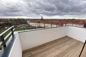Lichtdurchflutete  2 Zimmer mit EBK und Balkon - Willkommen in Pankow! – Vesaliusstraße 4a, 13187 Pankow (Ortsteil), Berlin – Vorschaubild 1