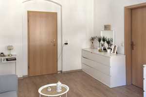 Helle 2-Raum-Wohnung mit EBK in der beliebten Johannesvorstadt! – Friedrich-Engels-Straße 5, 99086 Erfurt – Vorschaubild 3