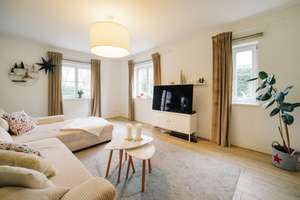 Peace and quiet to unwind, close to Potsdam – a home full of light and quality of life – Die vollständige Adresse der Immobilie erhältst du vom Anbieter., 14548 Schwielowsee – Vorschaubild 7