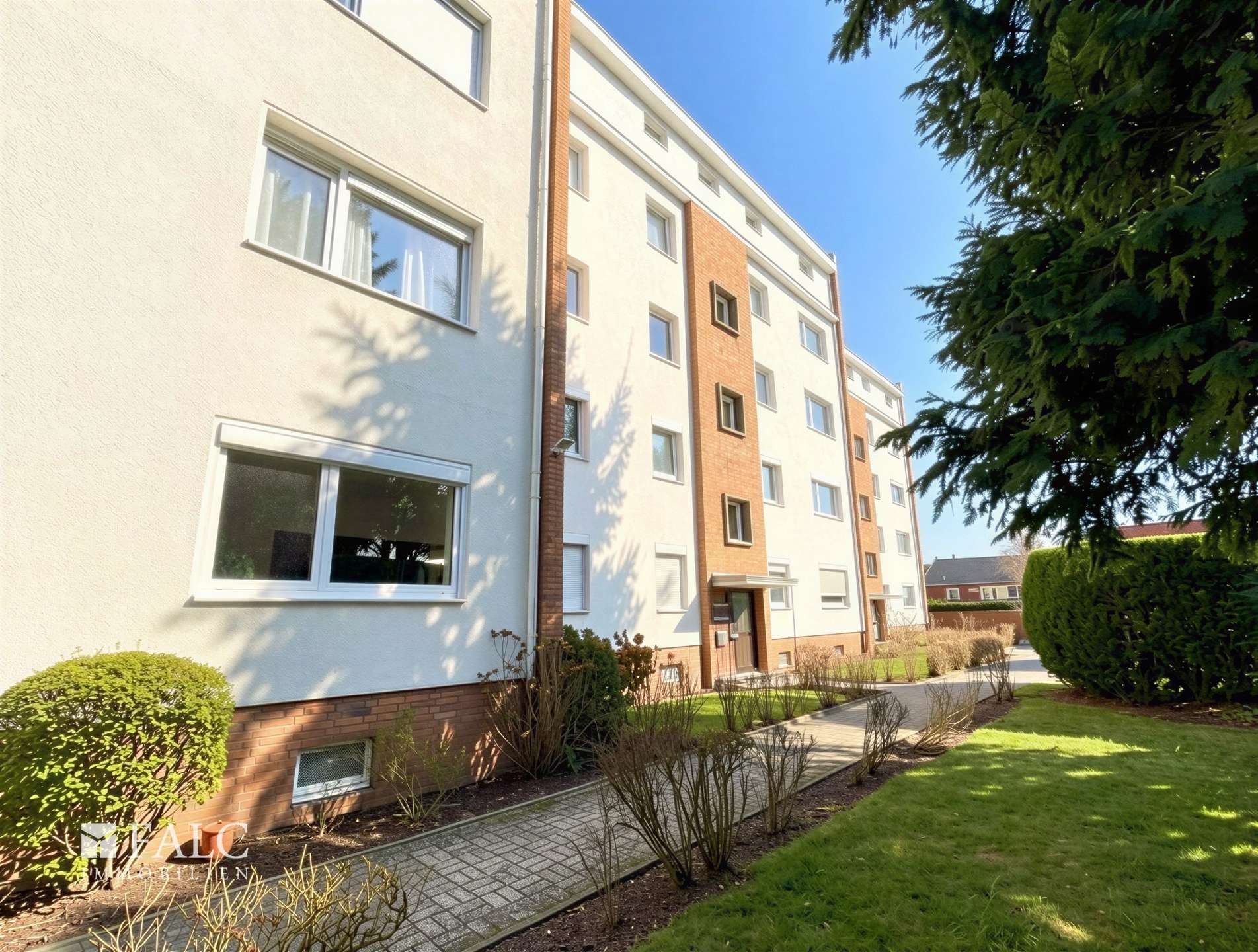 Vahrenwald - Sie suchen? Wir haben! 3 Zimmer, Balkon, Garage - was will man mehr?, Hannover – Bild 2