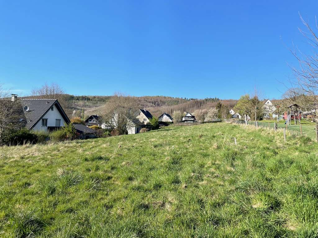 Attraktives Baugrundstück in ruhiger Lage mit Weitblick