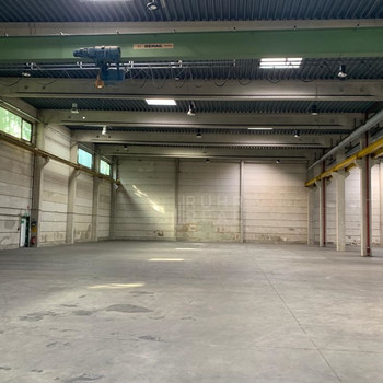 Gepflegter Gewerbekomplex in Langenfeld | Rampen | ebenerdige Tore