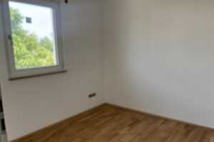 Modernes Neubau-Reihenhaus in Pfaffenhofen: Stadtnah wohnen am Rosenheimer Stadtrand – Rosenheim (Kreis) – Vorschaubild 7
