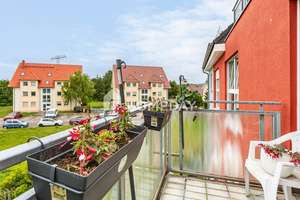 Stilvoll Wohnen in Leipzig-Seehausen: Zwei-Zimmer-Wohnung mit Balkon, EBK, Tiefgarage und Aufzug  – Die vollständige Adresse der Immobilie erhältst du vom Anbieter., 4356 Seehausen, Leipzig – Vorschaubild 2