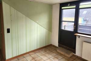 Schicke Penthousewohnung mit Kamin und zwei Balkonen – Holtkampstraße 8, 46145 Sterkrade-Mitte, Oberhausen – Vorschaubild 14