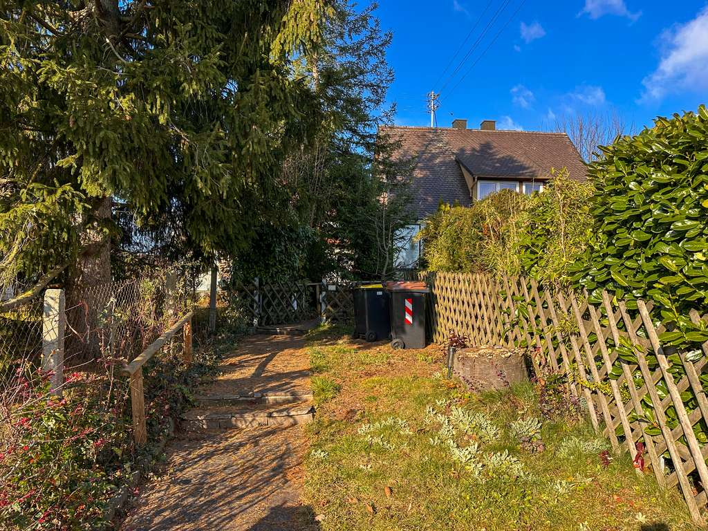 Immobilie in Adelsried - Einfamilienhaus mit großem Garten in ruhiger Lage - Bild 4