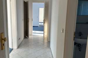 Dachgeschosswohnung mit 2 Terrassen in Karlshorst und sehr guter Lage – Godesberger Straße 6, 10318 Karlshorst, Berlin – Vorschaubild 2