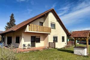 Ruhig gelegenes Einfamilienhaus mit Platz für die ganze Familie – Die vollständige Adresse der Immobilie erhältst du vom Anbieter., 74594 Kreßberg – Vorschaubild 1