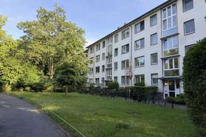 Schöne 2-Zimmer-Wohnung mit Domblick *PROVISIONSFREI* – Florastraße 196, 50733 Nippes (Ortsteil), Köln – Vorschaubild 2
