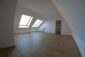 D16808 +++ 2 Balkone + sehr großzügige 4 Raum Wohnung + Innenstadt +++ – Die vollständige Adresse der Immobilie erhältst du vom Anbieter., 99085 Krämpfervorstadt, Erfurt – Vorschaubild 7