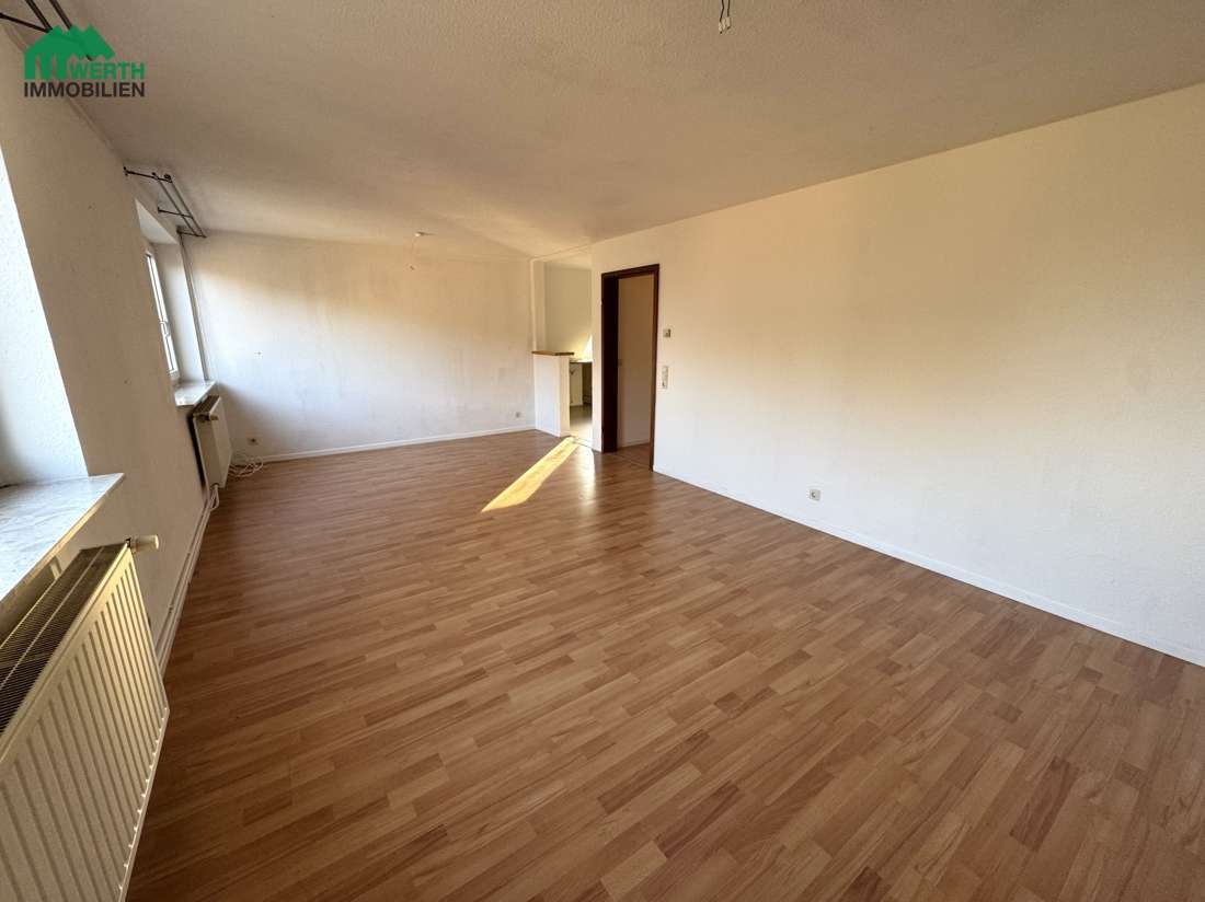 Immobilie in Burweg - Großzügiges Zweifamilienhaus mit modernem Innenausbau & riesigem Grundstück - Bild 2