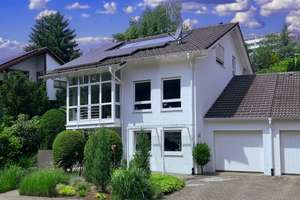 Ihr neues Zuhause: Gepflegt, energieeffizient und mit Wohlfühlgarten-Reserviert! – Die vollständige Adresse der Immobilie erhältst du vom Anbieter., 78647 Trossingen – Vorschaubild 1