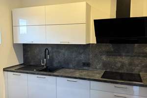 Wohnen mit Charakter: Modernisierte Dachgeschosswohnung in Oberhausen-Rheinhausen