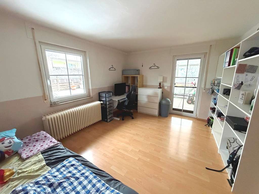 Immobilie in Althütte - 3-Familienhaus mit vielseitig nutzbarer Gewerbefläche in Althütte - Bild 6