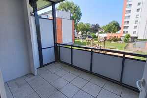 Sanierte 3-Zimmerwohnung mit Balkon in grüner Lage – Ludwigstraße 50, 40229 Düsseldorf – Vorschaubild 1